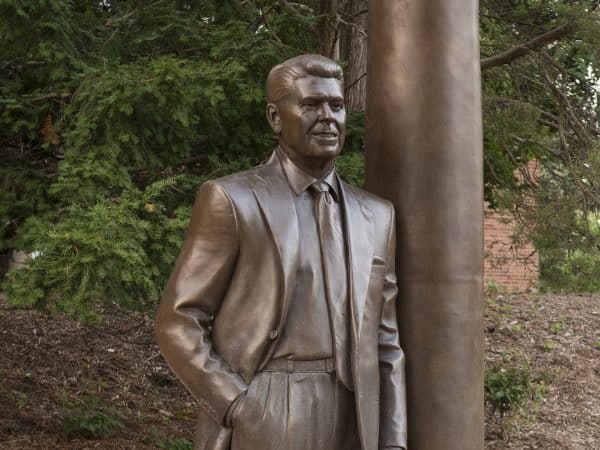 Reagan Statue