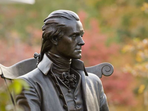 Thomas Jefferson statue